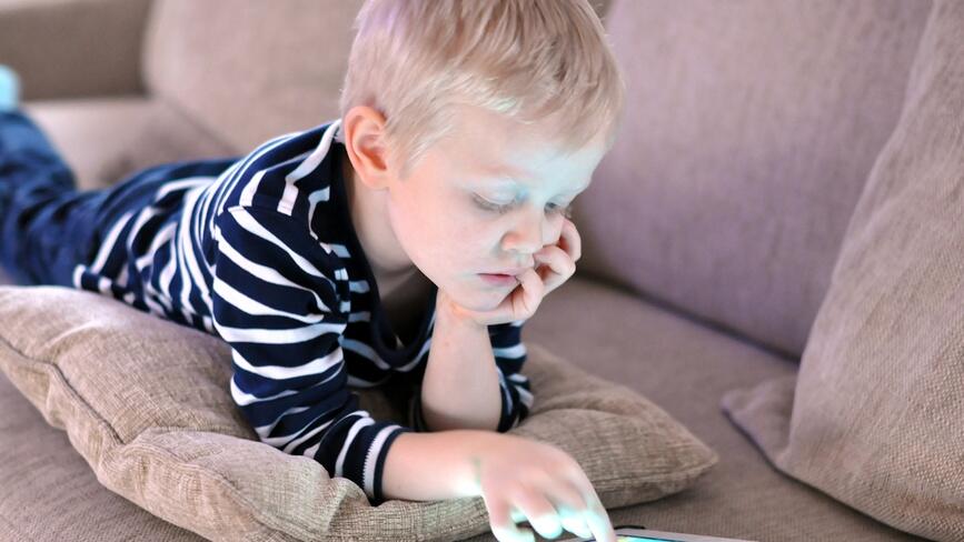 Pros and Cons of Gadget using for Children